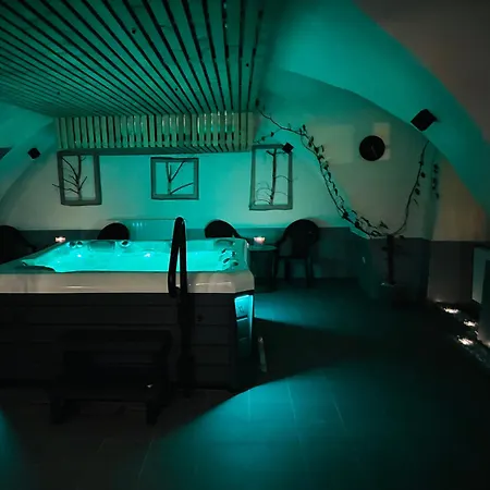 Resort Nova Vcelnice Otel 3*